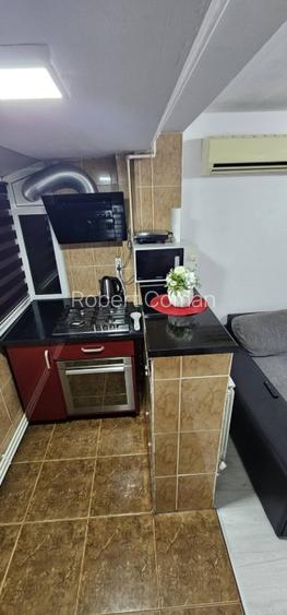 Proprietar - Apartament de 2 camere transformat in 3 - 6