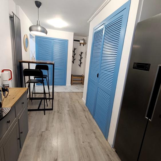 Apartament 2 camere 52mp zona Spital mobilat-utilat 82.000eur neg
