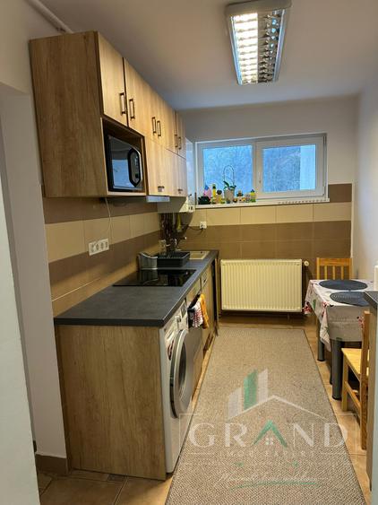 Apartament 2 camere, etaj intermediar, cartier Grigorescu