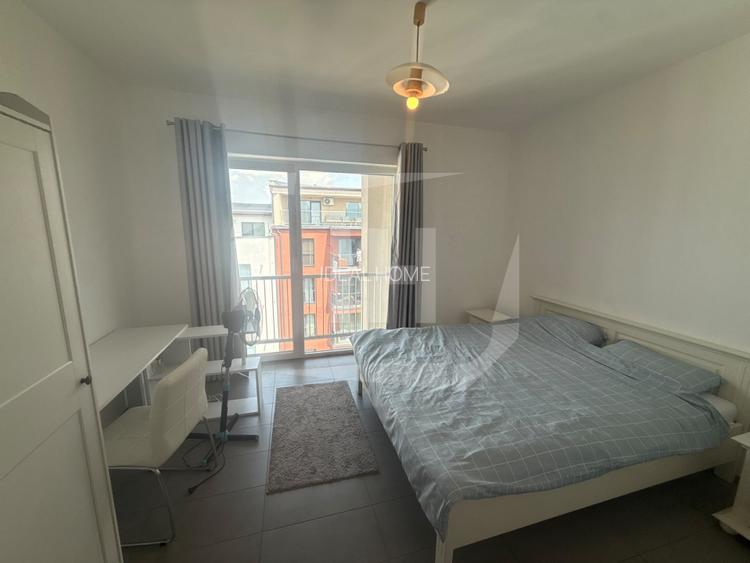 Apartament tip penthouse, 2 camere, terasa, parcare, zona strazii Paris - 7