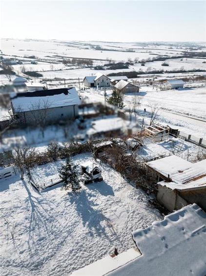 RECO . Casa in Cetariu cu teren generos 1600mp