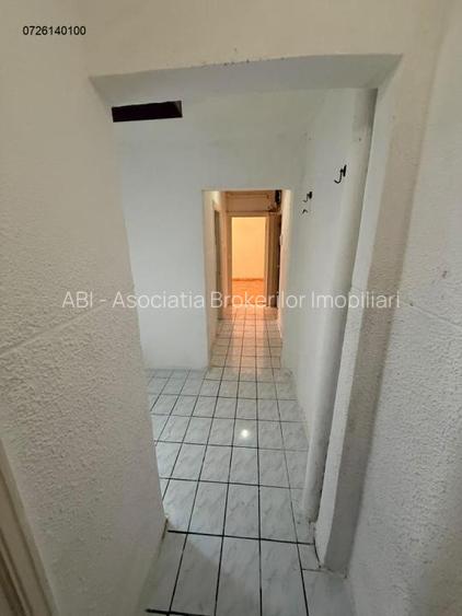 Cet-piata, ap 2 cam, pretabil spatiu comercial - 3