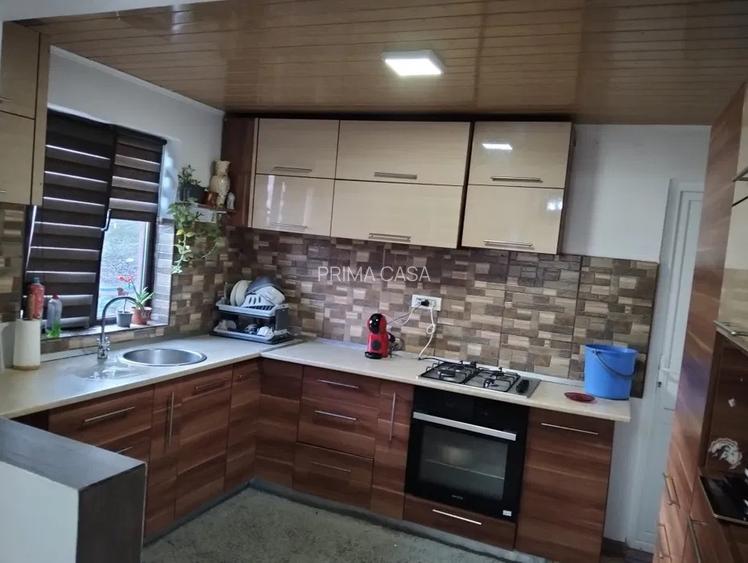 Casa constructie 2017 Niscov BZ teren 880mp Pret: 75.000 - 3