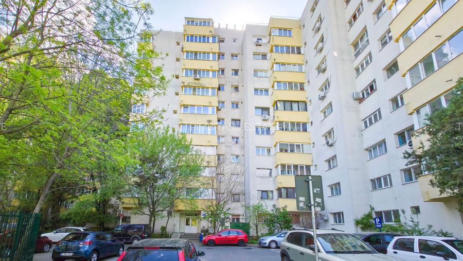Apartament 4 camere, 2 băi, 2 balcoane, bloc reabilitat - 15