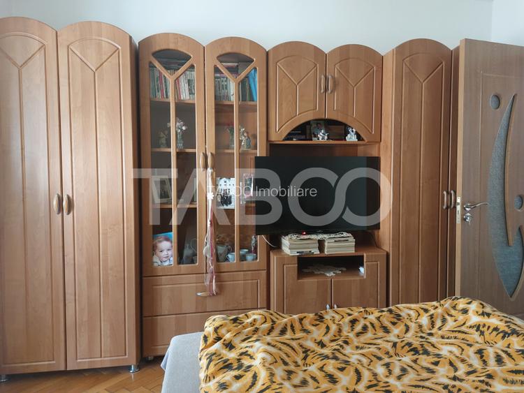 Apartament 55 mp 3 camere etaj 3 balcon pivnita Piata Noua Cisnadie - 4