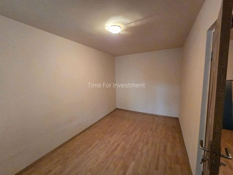 Apartament 2 camere, Zona Piata Dacia, Parter, Necesita renovare - 2