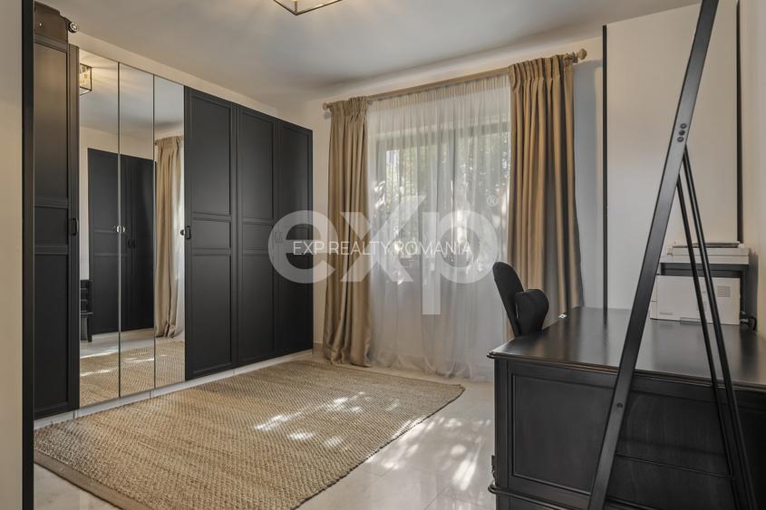 Refugiu urban în București: vilă elegantă, grădină matură și finisaje de lux - 16