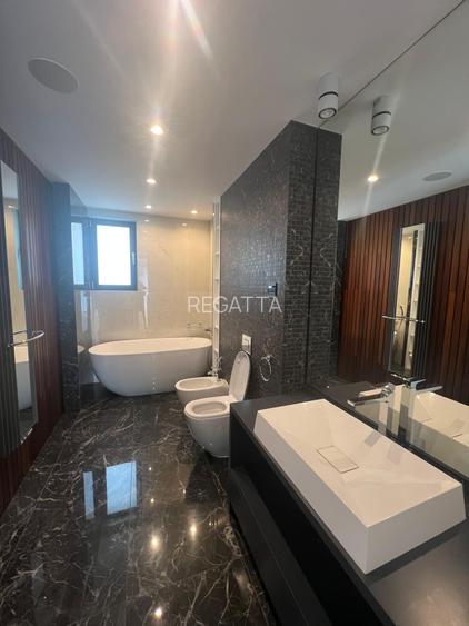 Vila deosebita in zona Baneasa - 5 camere - 9