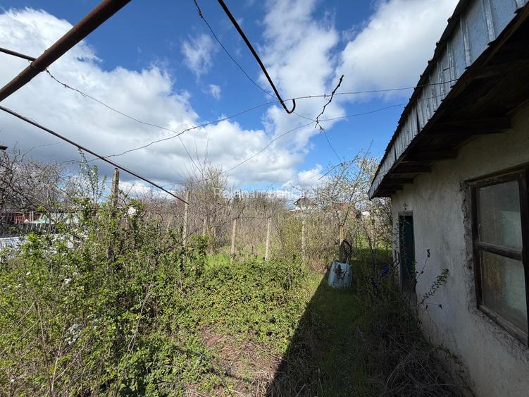 De vanzare teren si anexa in com Vanatori, Jud.Galati, sup.1100mp cu utilitati - 3