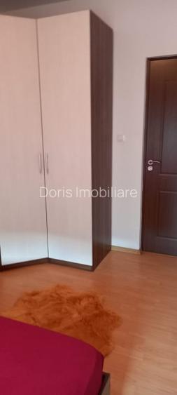 APARTAMENT 2 CAMERE PIATA ROMANA LINGA METROU - 25