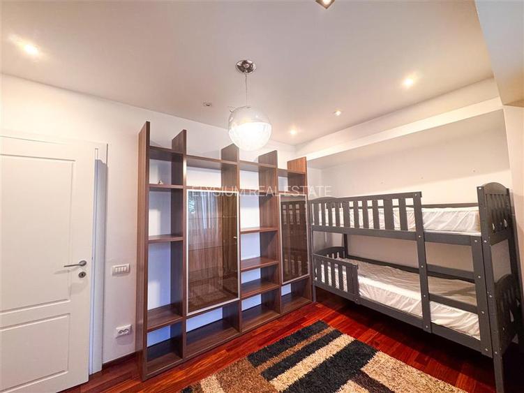 Apartament 5 camere de inchiriat Strada Polona - 23