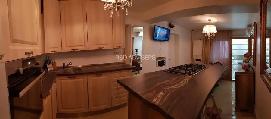 Casa 7 camere P+2 ,1990 / Mantuleasa - Coposu - Armeneasca /Comision 0 - 3