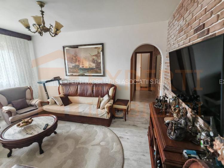 Apartament 3 camere, situat in zona Groapa - Inel II - 10