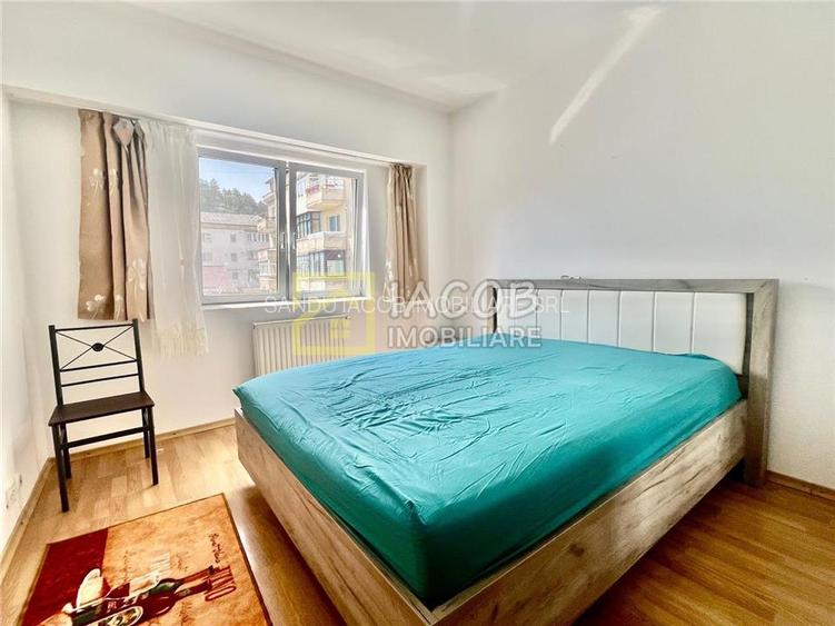 Apartament cu 3 camere de inchiriat, Comanesti, jud. Bacau - 5