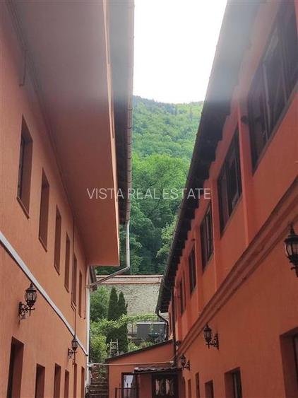 Spatiu Pretabil Servicii, Zona Castelului - 7