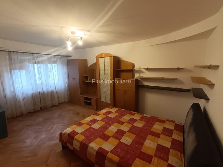 APARTAMENT 3 CAMERE, DECOMANDAT, ETAJ INTERMEDIAR CANTA, MOBILAT SI UTILAT, 1983 - 4