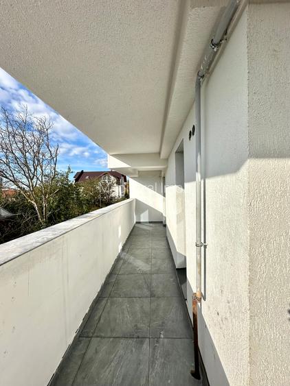 Apartament 3 camere D 2 bai  Curte 41mp  Capat Pacurari - 17