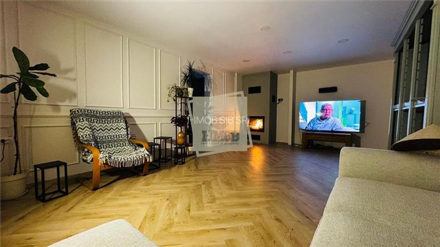 Vila cu 5 camere 3 bai si 400 teren in Sibiu - 3