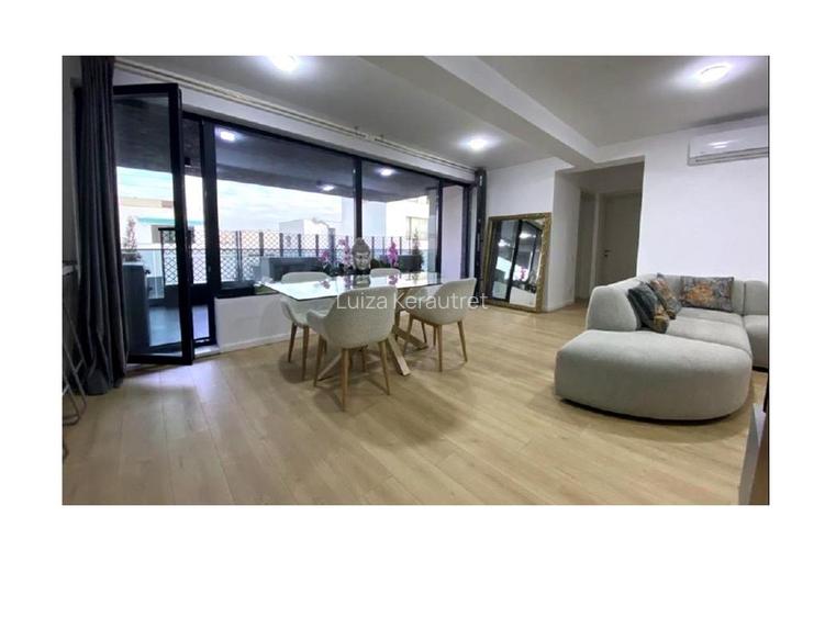 Vanzare Apartament  4 camere  Iancu Nicolae Nou - 2