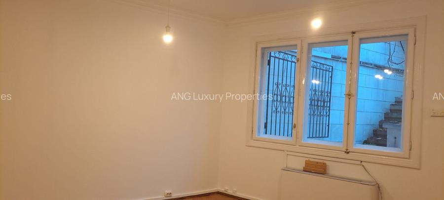 SPATIU DISTINCTIV IN VILA ISTORICA - 12