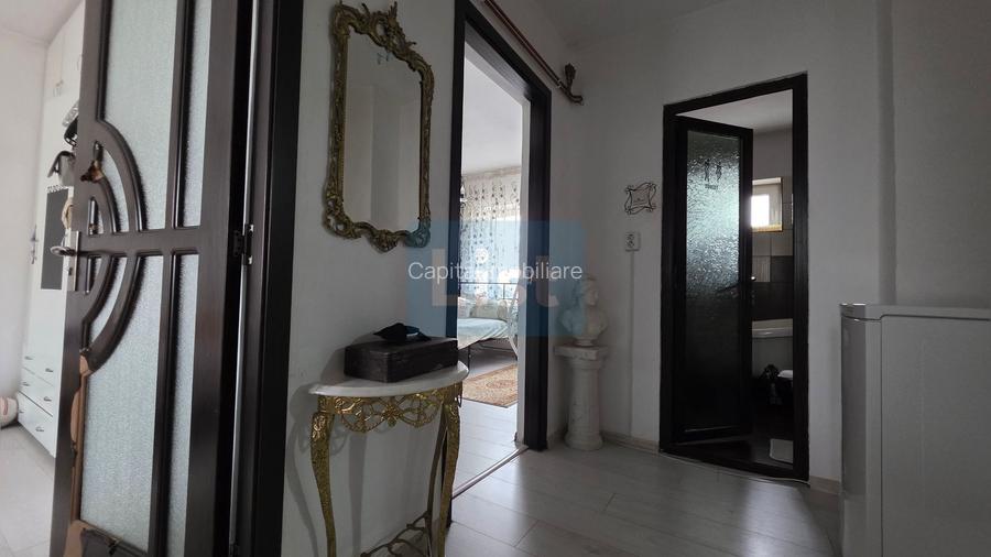 Apartament 4 camere, et. 2 - Bulevard - 2