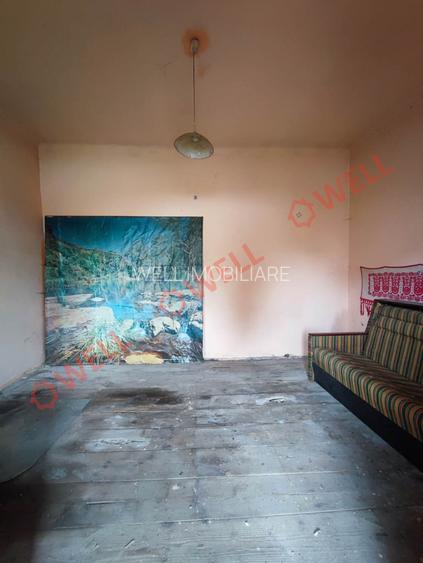 De vânzare casă de locuit în centrul satului Bixad! - 13