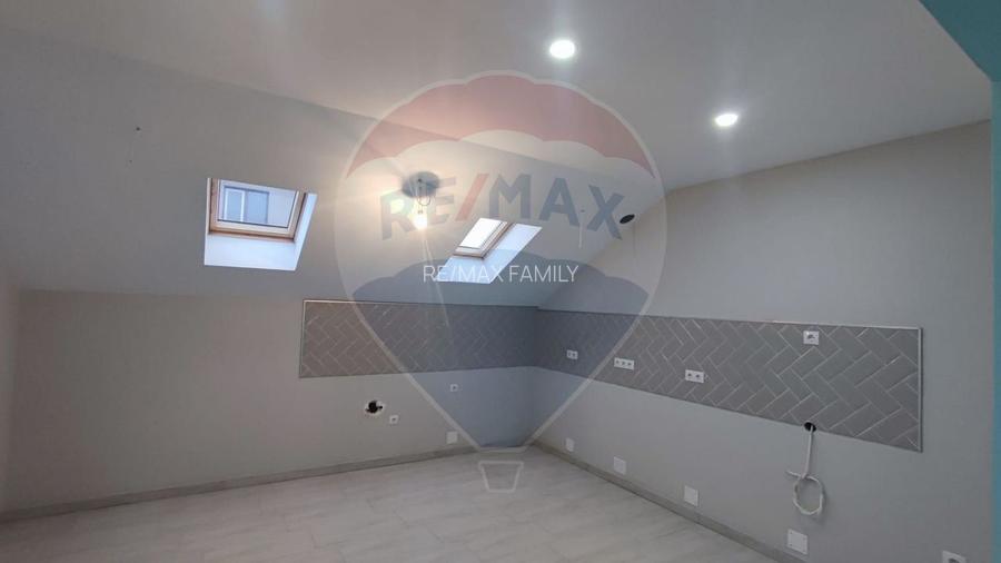 De inchiriat spatiu generos nerezidential la mansarda casa 122mp Oncea - 4