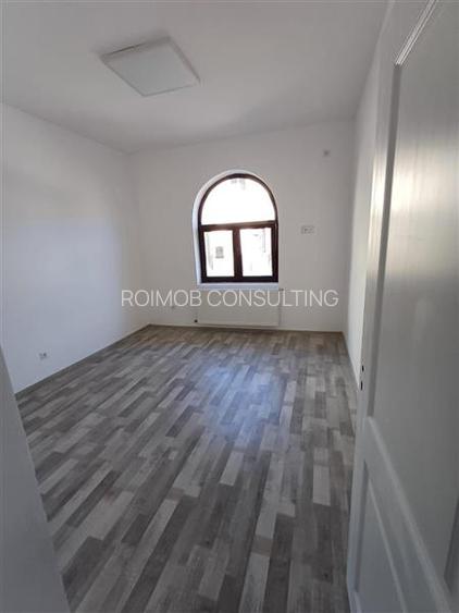 Casa 3 camere, curte individuala, zona Stefan cel Mare - 9