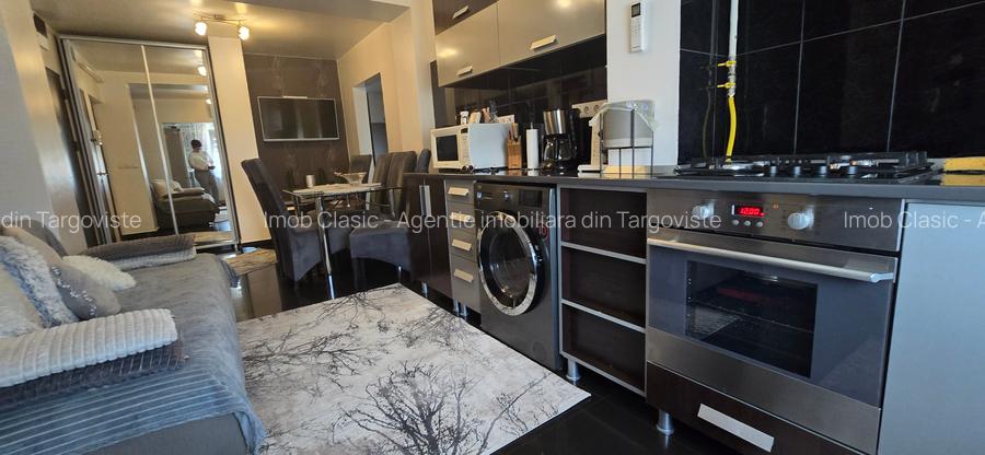 Etaj2, zona Spitalului județean,  micro 6 Târgoviște, vânzare apartament 2camere - 6