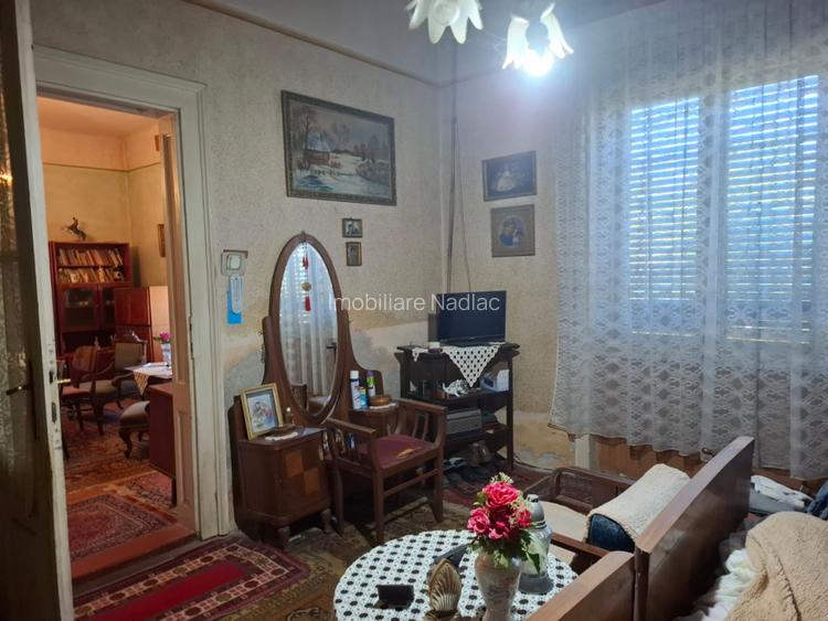 Casă mare cu spațiu comercial pe colț in Nadlac - 13