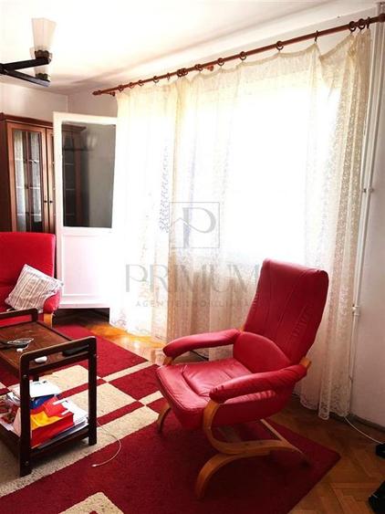 FAVORIT - ETAJ 2 - DECOMANDAT - 4 CAMERE - 2 BAI - CENTRALA PROPRIE - CLIMA - 5