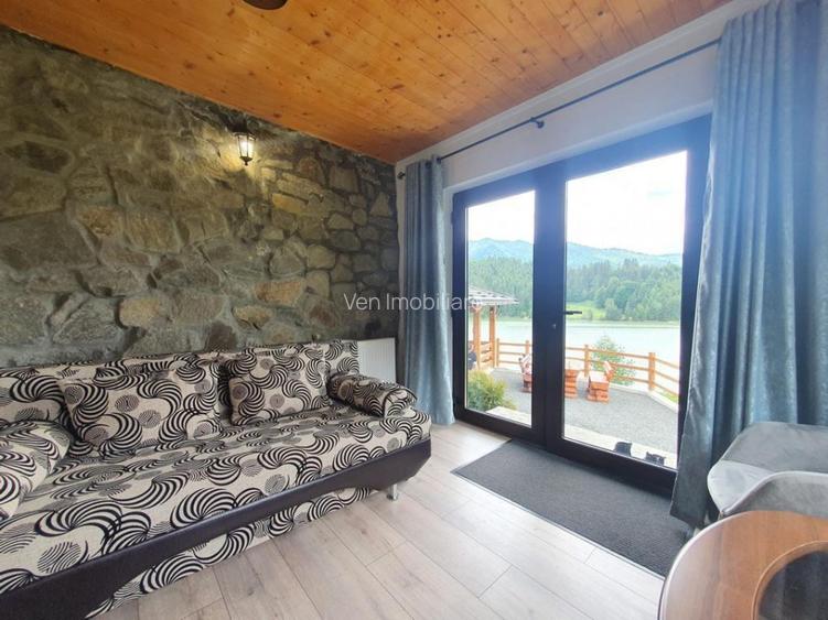 Cabana cu accesc la lac, 1400mp teren Colibita - 2
