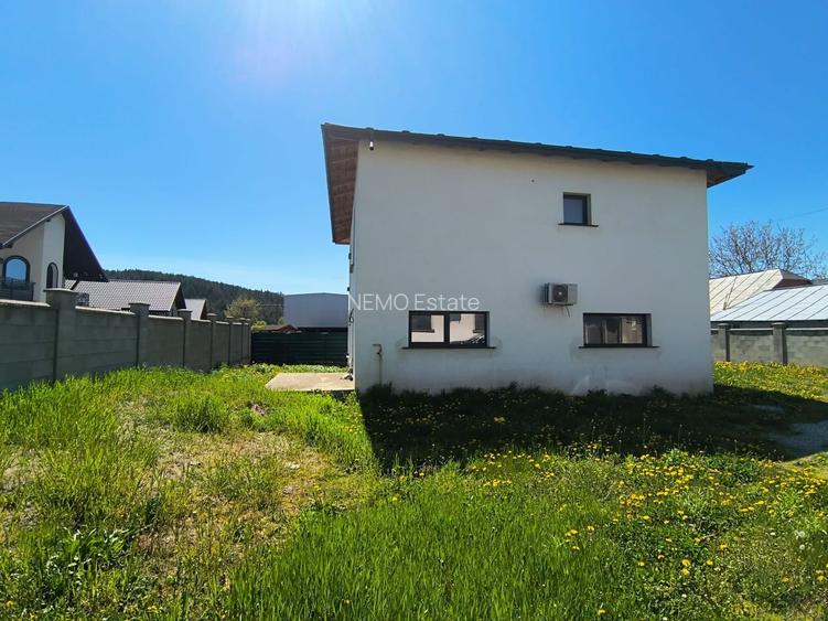 Vilă P+E+Pod | 200 MP Utili | Șcheia | Drum Privat - 3