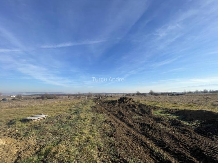 Teren pe calea cisnadiei lângă uzina de apa  cu urbanism pentru locuința  - 2