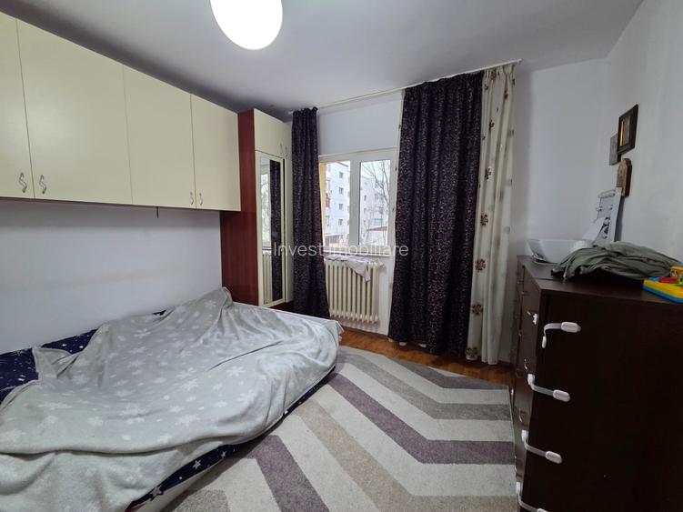 APARTAMENT 2 CAMERE-ETAJ 1-DECOMANDAT-DACIA - 4