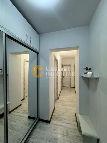 3 Camere Decomandat + 2 Bai - Etaj Intermediar - Zona Frumoasa - 7