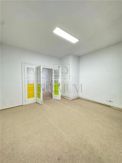 Lunei - Casa individuala - 10 Camere - D+P+M - Posibilitate garaj - Renovata - Z - 13