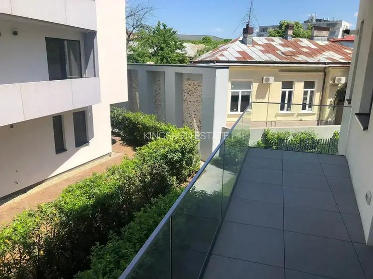 Apartament 3 camere  zona Parcul Carol ! - 15