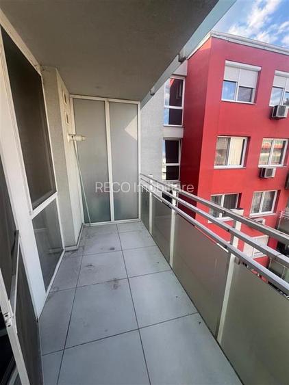 RECO Apartament open-studio ARED - 9