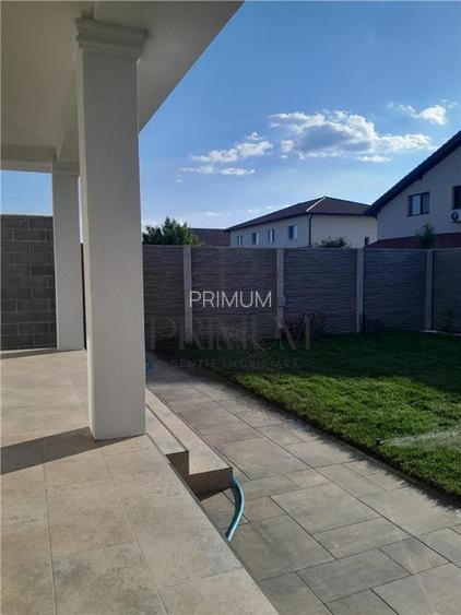 Duplex individual- zona excelenta -  gata de mutare- curte amenajata - despartit - 12