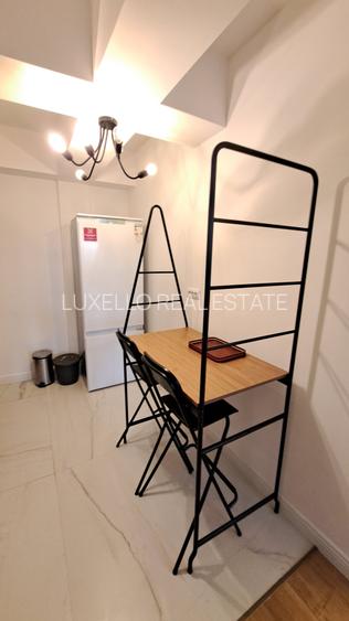 APARTAMENT 3 CAMERE CU 3 BAI - LUX - LOC PARCARE - COMISION 0 - 25