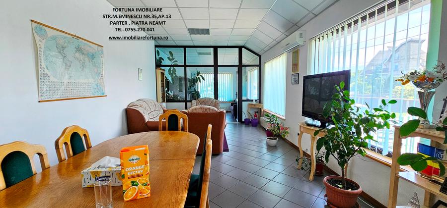 Complex imobiliar, hala, birouri si apartament, teren 1896 mp, Piatra Neamt