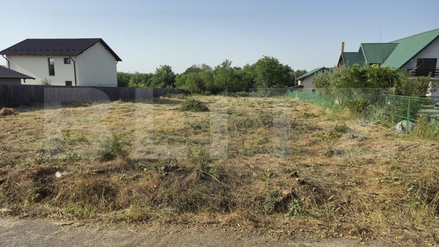Teren intravilan 2.087 mp | 26 ml deschidere | Toate utilitatile | Asfalt