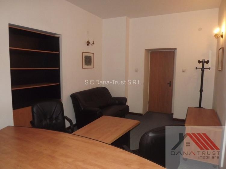 Ultra Central - Savoya, Brirou pt avocati, notari, traduceri - 4