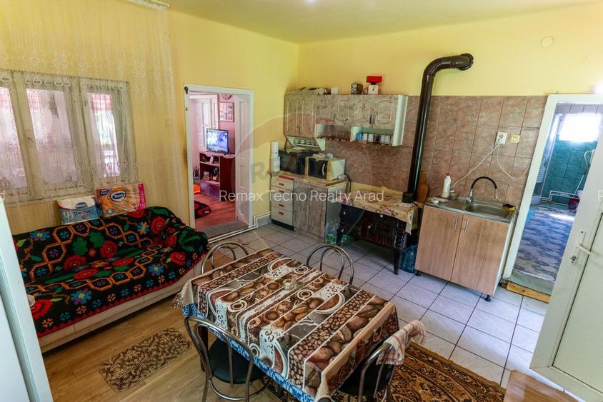 Casă / Vilă cu 3 camere de vânzare - 20