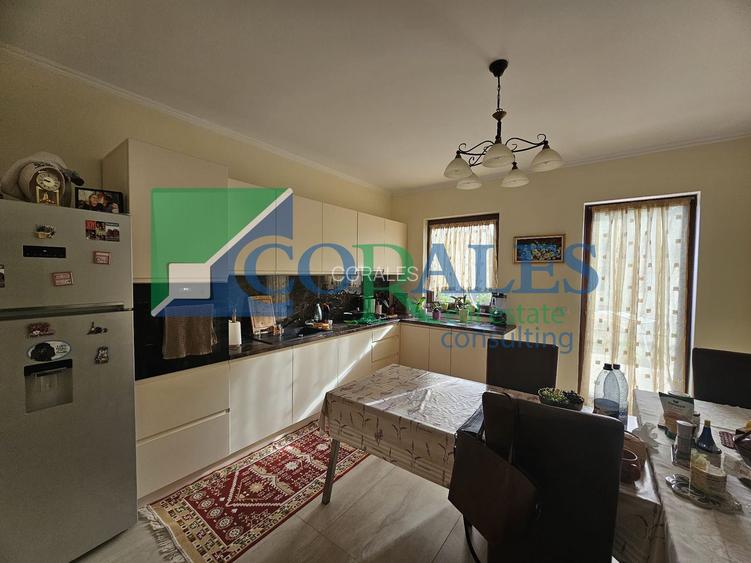 Pozitie excelenta. Intimitate. - 3