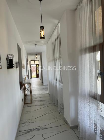 Casă cu 3 dormitoare, 600 mp utili, 2000 mp teren, Talpoș, Bihor. - 2