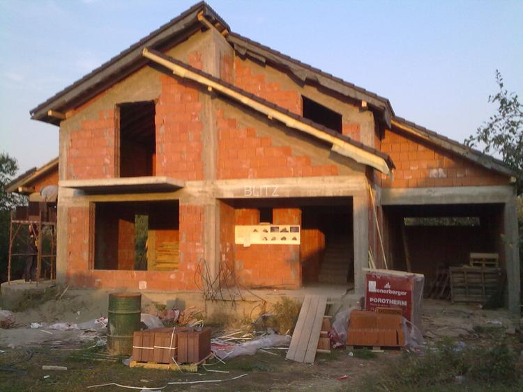 CASA P+M ,TEREN 924 MP , UTILI 260 MP, PODARI , COMISION ZERO PENTRU CUMPARATOR - 4