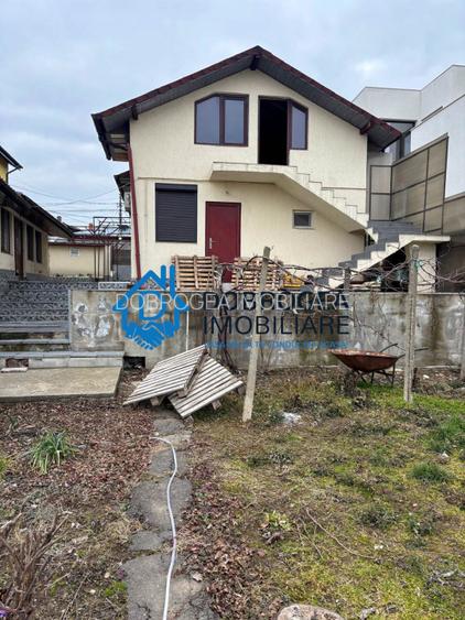 STRADA TRAIAN  - CASA  LA SOL ,TEREN 783 MP, DESCHIDERE 14 MP - 2