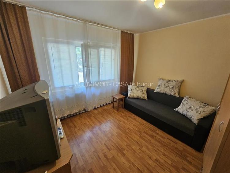 Resita, 3 Cam. Dec., Mobilat+Utilat, Parter Inalt, Micro 4 - 4